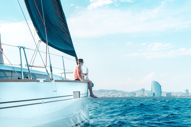 Wonderful 2 Hour Sailing trip including open bar and Pinchos - Duration and Group Size: Why Up to 10 Feels Just Right