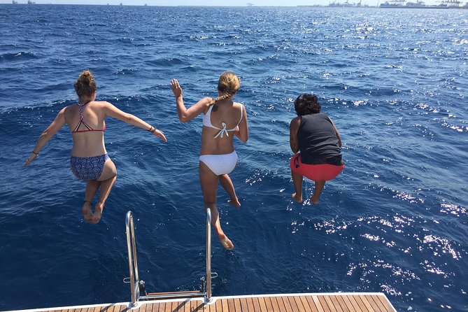 Wonderful 2 Hour Sailing trip including open bar and Pinchos - Weather and Timing: One Small Detail That Can Save Your Day