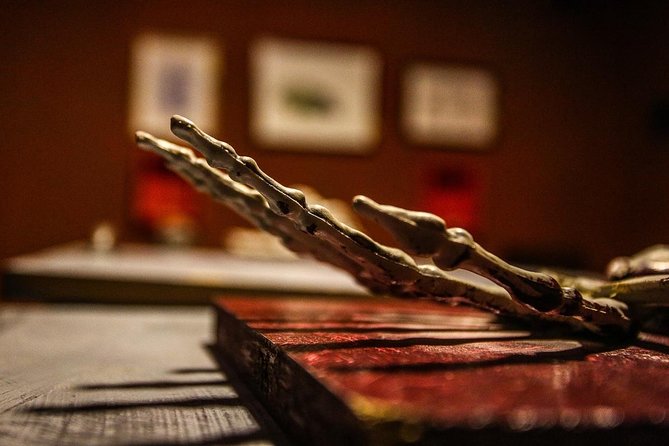 Xcape Room Bcn: Corpse Gallery Escape Room Barcelona - Key points to know before you go
