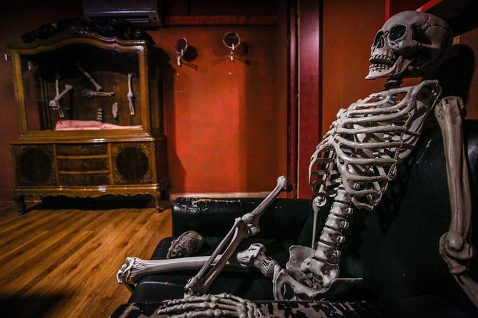 Xcape Room Bcn: Corpse Gallery Escape Room Barcelona - Tips to solve without getting stuck (and without spoilers)
